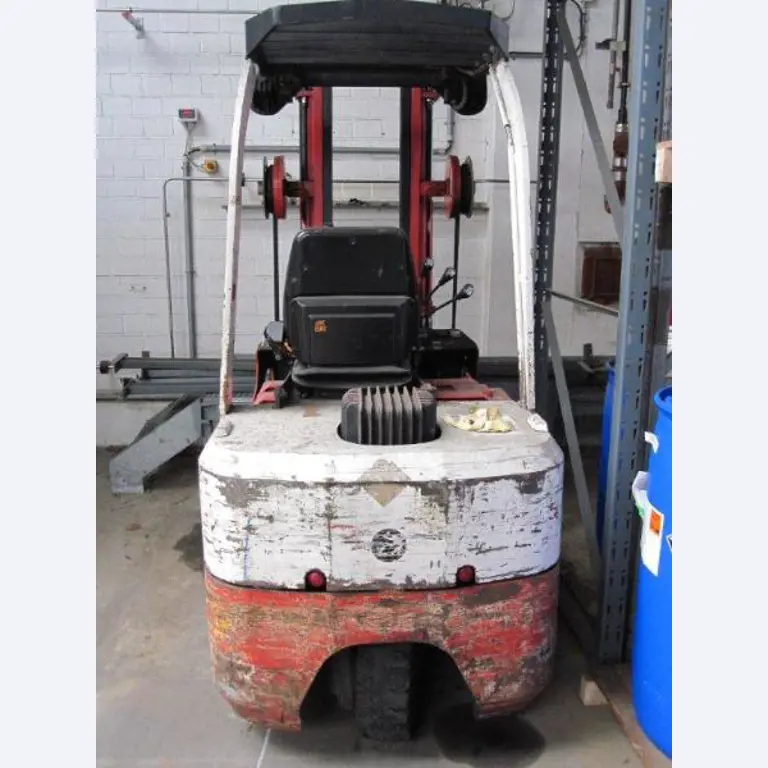 Gepflegte Flurförderfahrzeuge-3